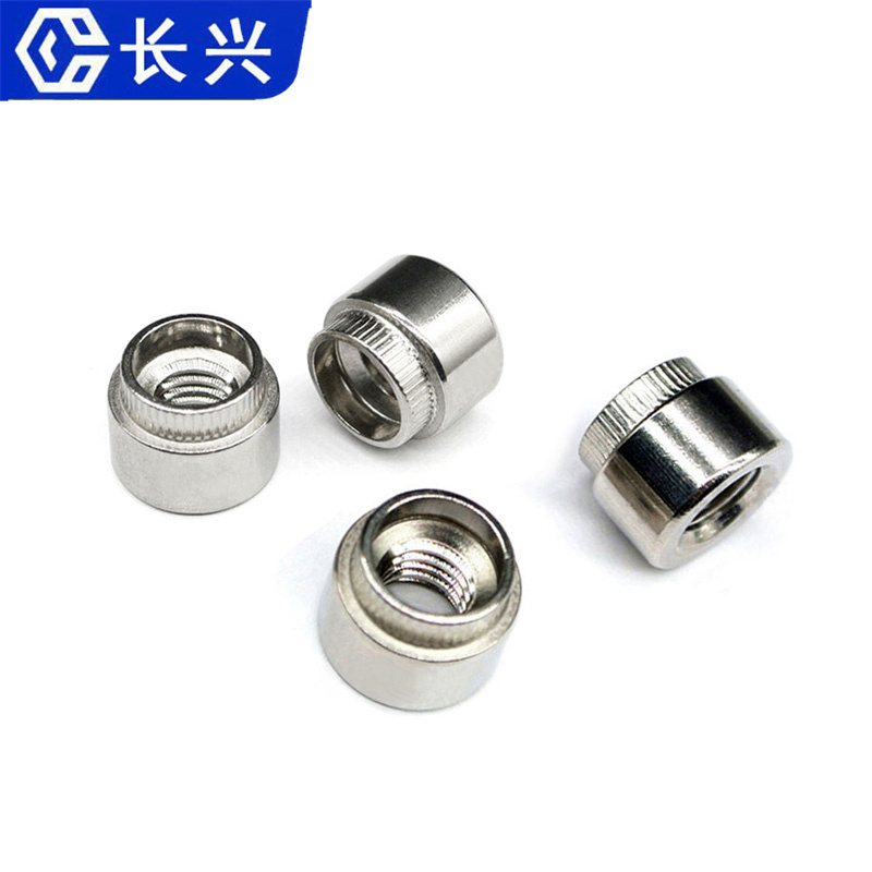 涨铆螺母的原理